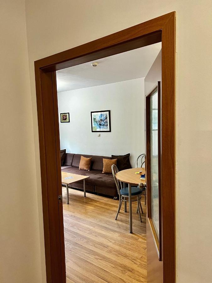 Christina Apartment In Laplandia Pamporovo Bagian luar foto