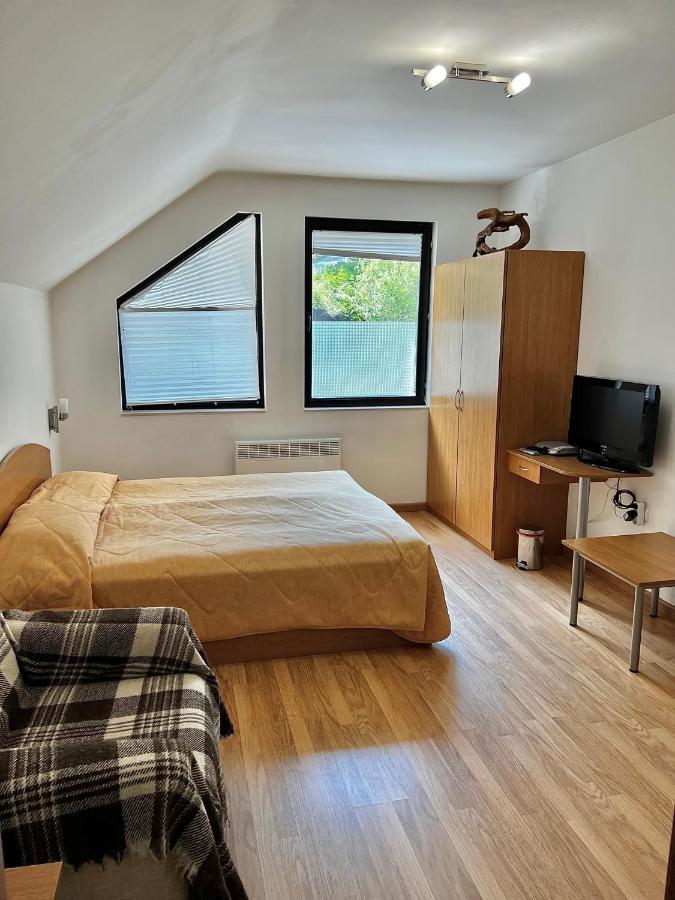 Christina Apartment In Laplandia Pamporovo Bagian luar foto